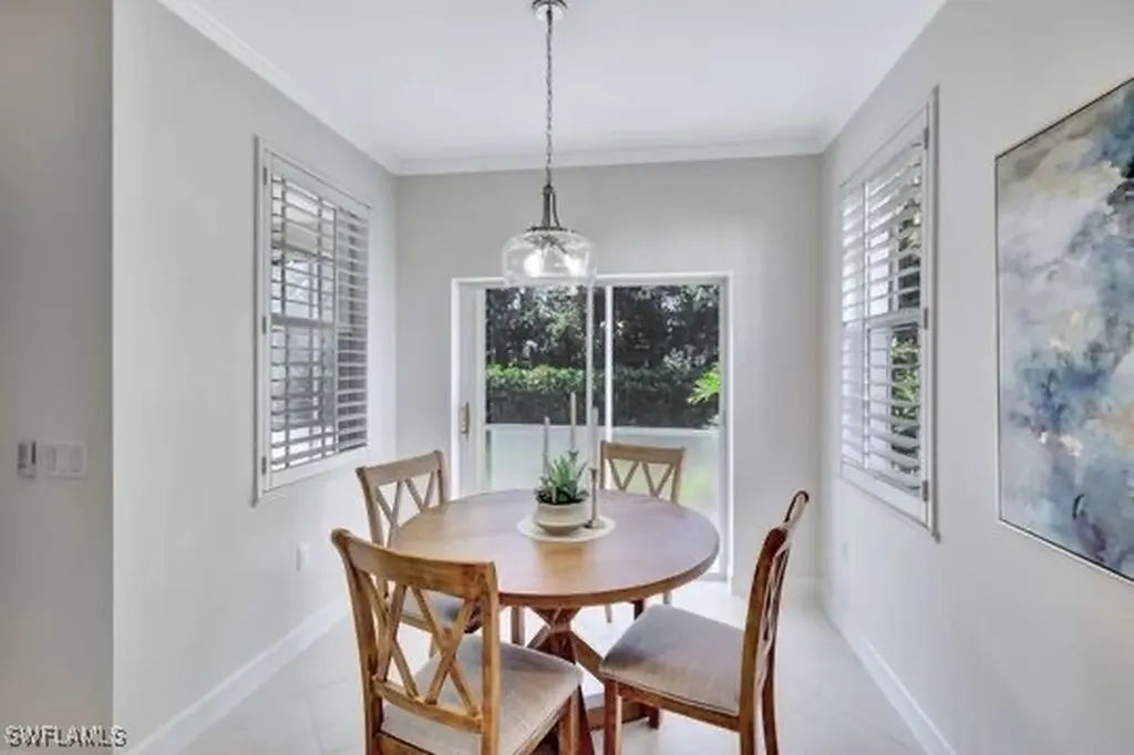 2185 Hawksridge Drive Naples FL 34105