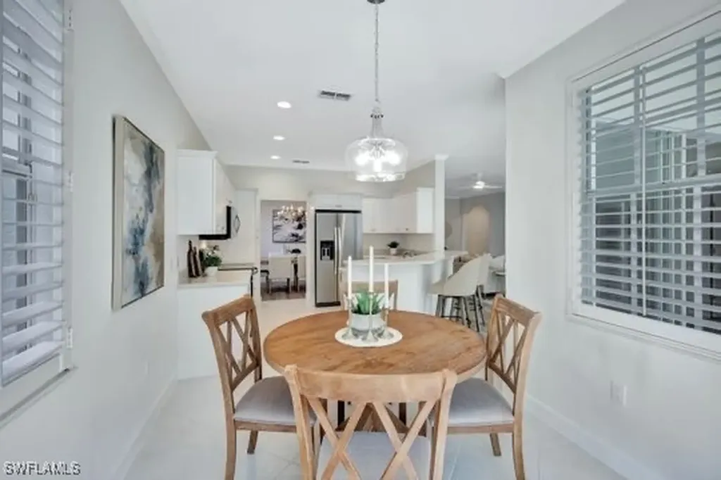 2185 Hawksridge Drive Naples FL 34105