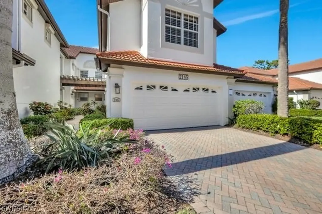 2185 Hawksridge Drive Naples FL 34105