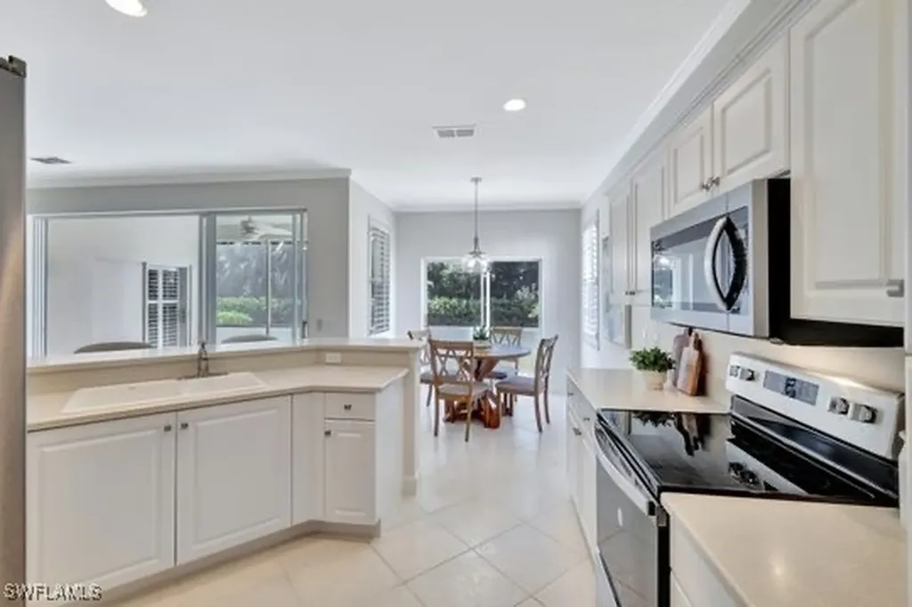 2185 Hawksridge Drive Naples FL 34105