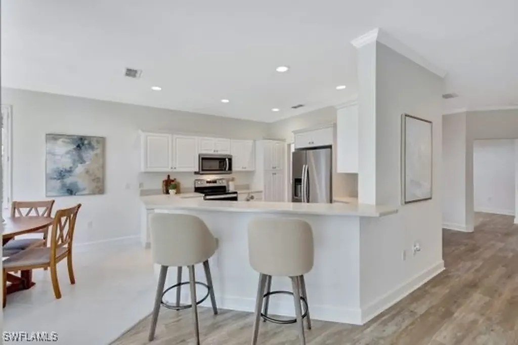 2185 Hawksridge Drive Naples FL 34105