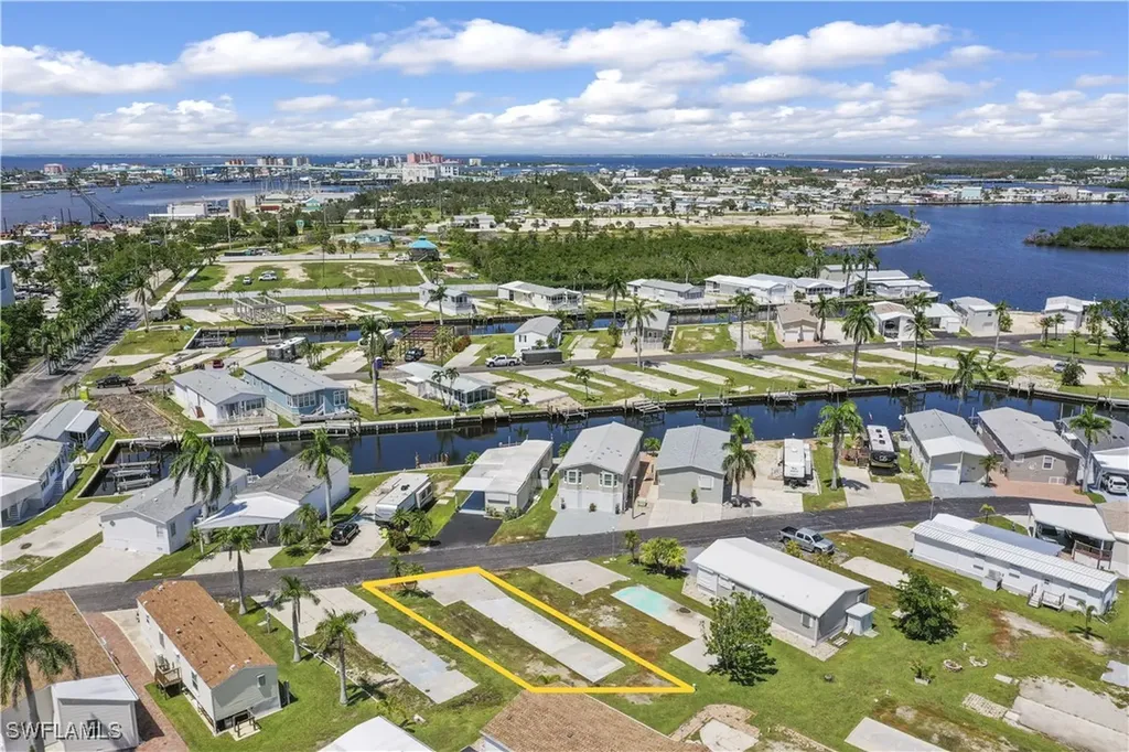 128 Cortez Way Fort Myers Beach FL 33931