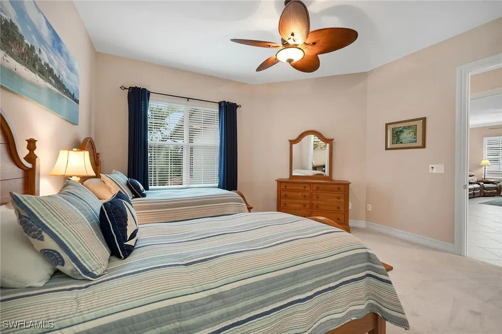 7813 Hawthorne Drive Naples FL 34113