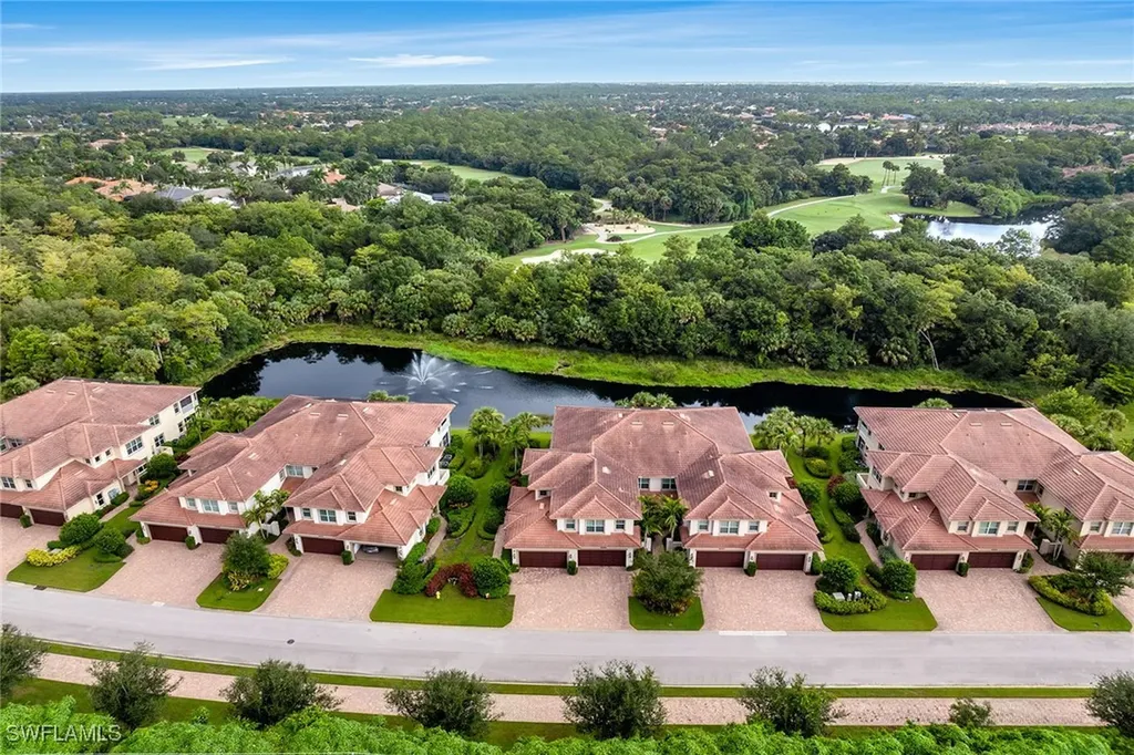 7813 Hawthorne Drive Naples FL 34113