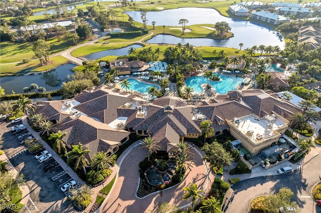 7813 Hawthorne Drive Naples FL 34113