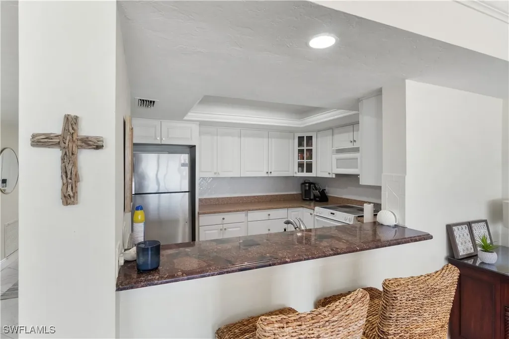 9715 Gulf Shore Drive Naples FL 34108