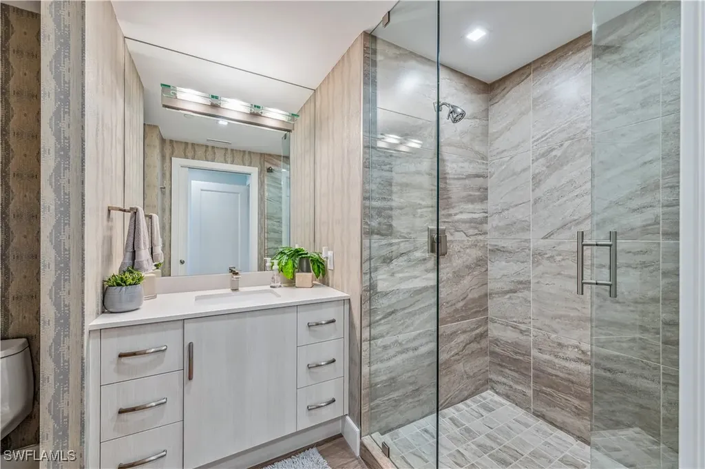 13915 Old Coast Road Naples FL 34110