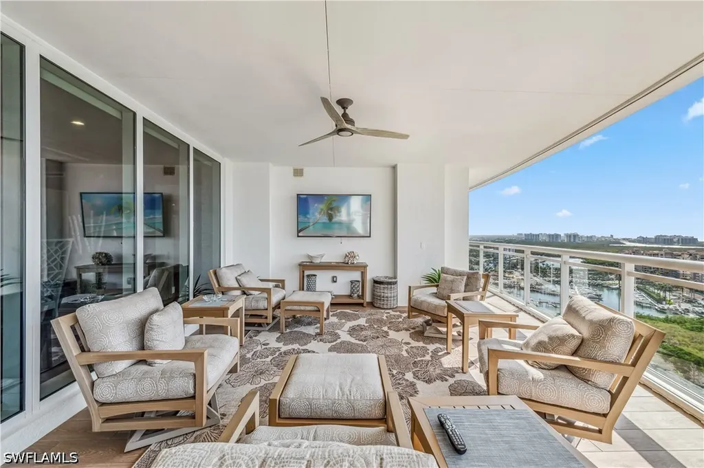 13915 Old Coast Road Naples FL 34110