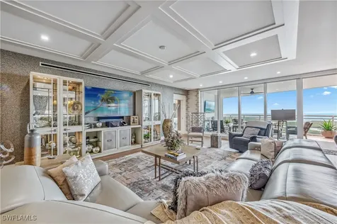 13915 Old Coast Road Naples FL 34110