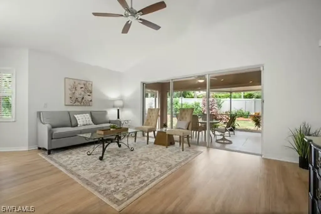4878 Europa Drive Naples FL 34105