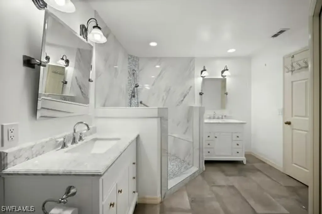 4878 Europa Drive Naples FL 34105
