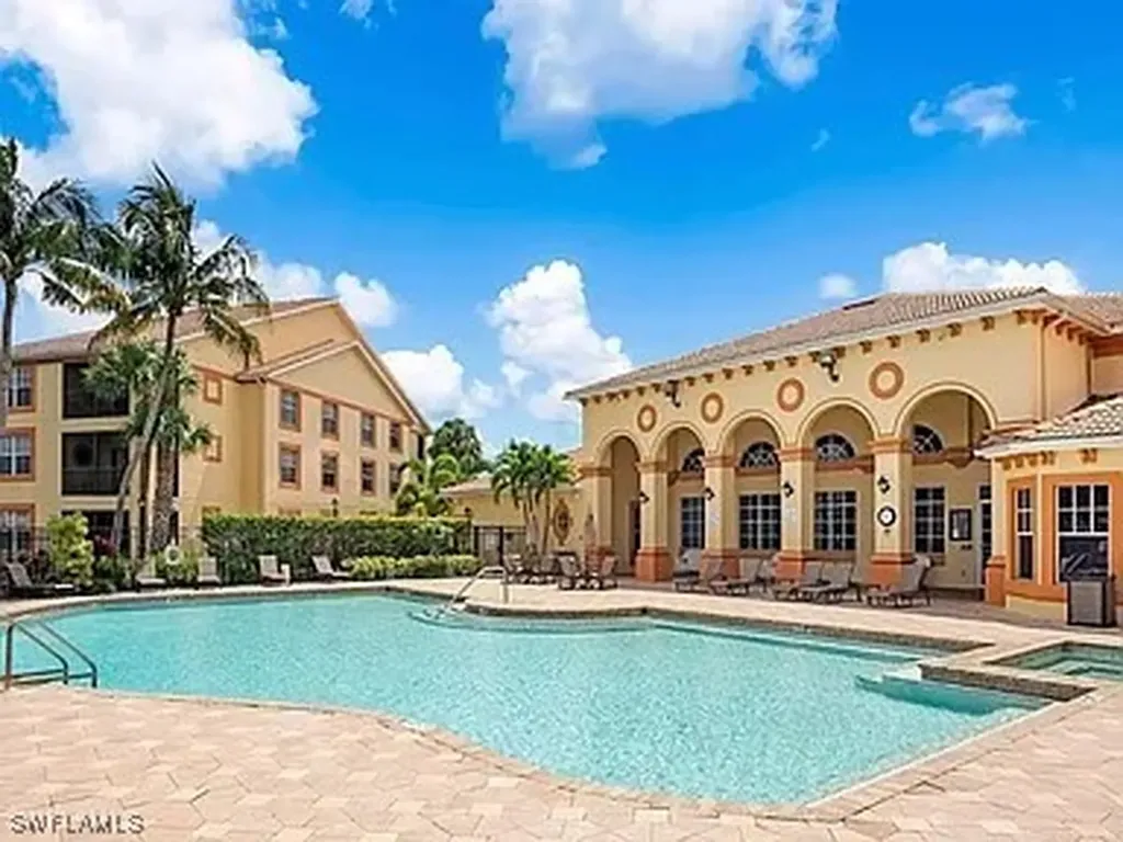 7905 Preserve Circle Naples FL 34119