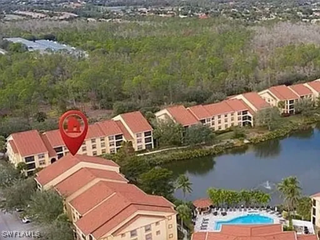 7905 Preserve Circle Naples FL 34119