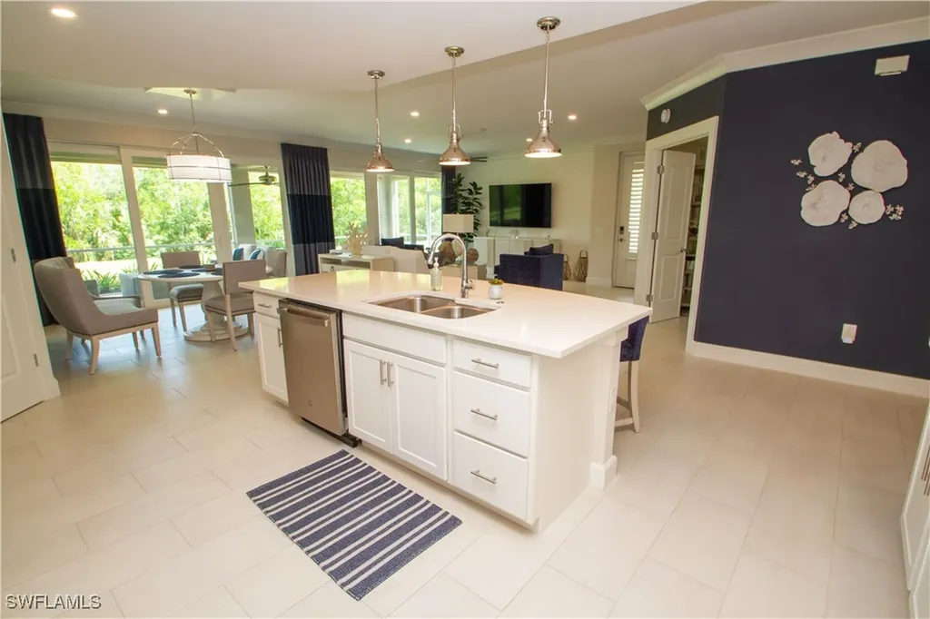 172 Indies Drive E Naples FL 34114