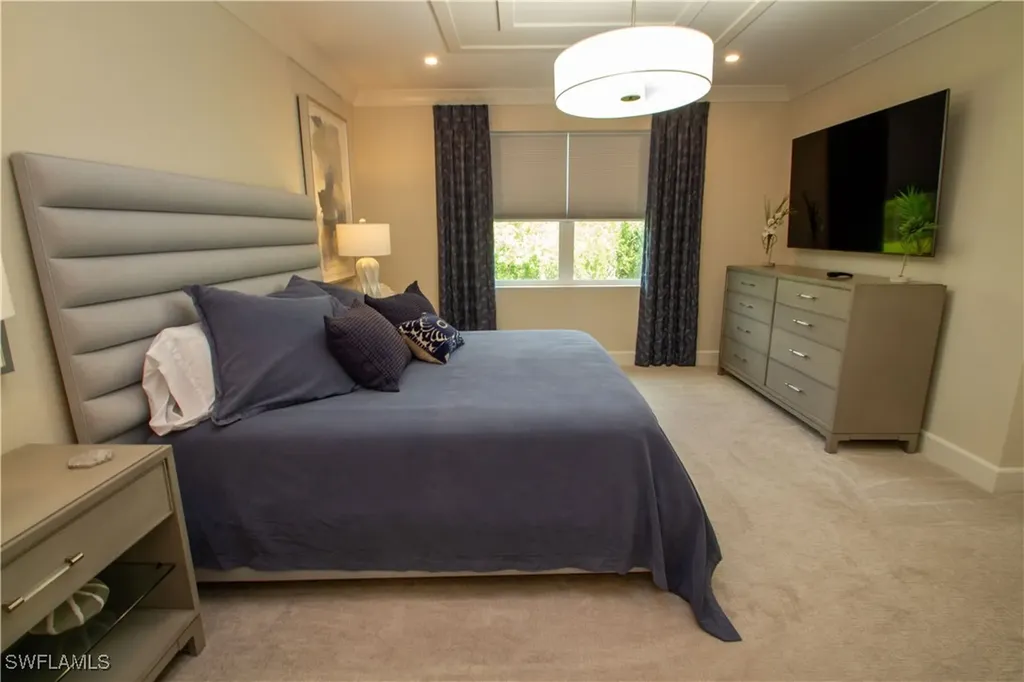 172 Indies Drive E Naples FL 34114