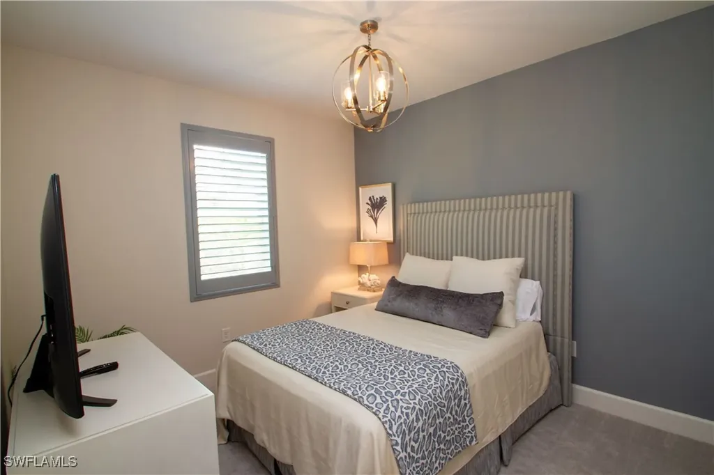 172 Indies Drive E Naples FL 34114