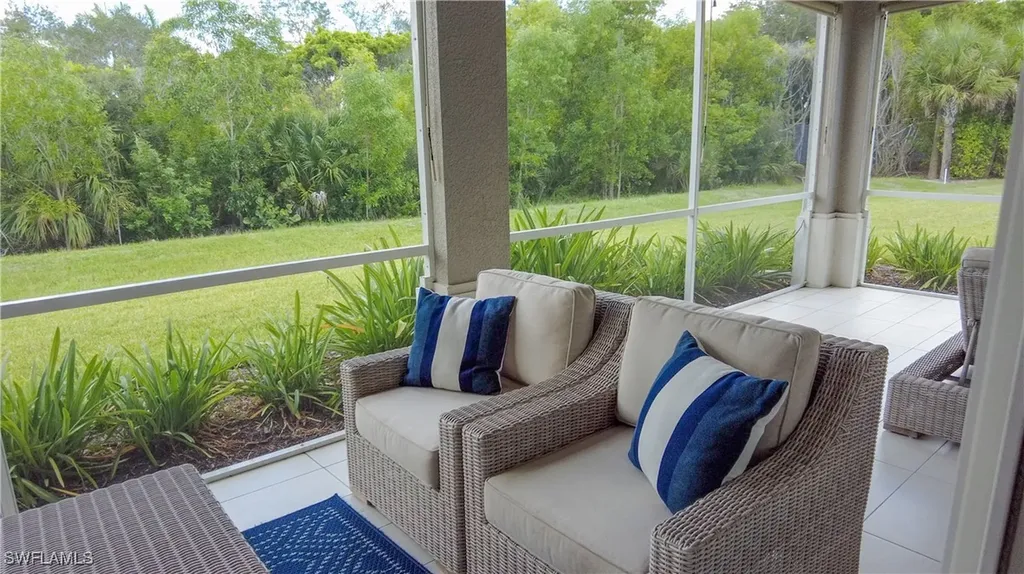 172 Indies Drive E Naples FL 34114