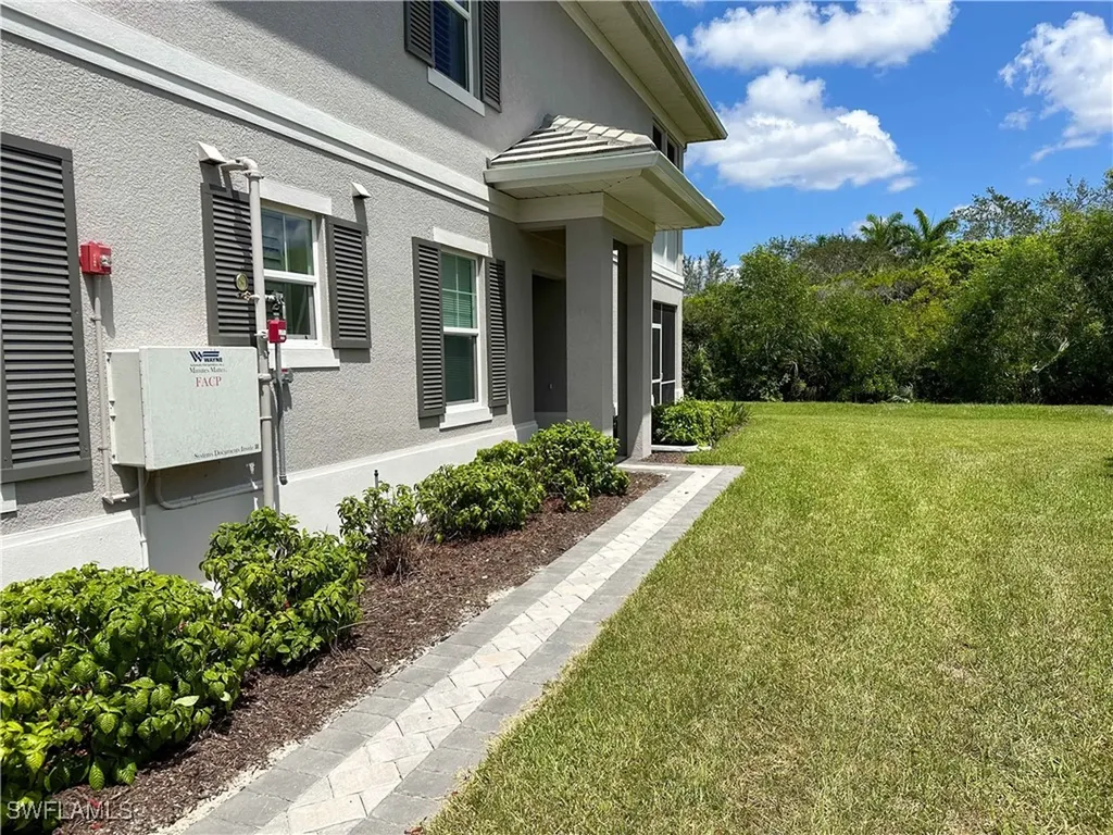 172 Indies Drive E Naples FL 34114