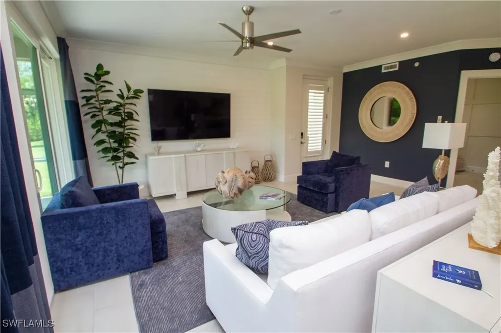 172 Indies Drive E Naples FL 34114