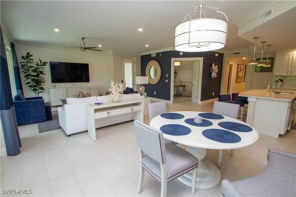 172 Indies Drive E Naples FL 34114