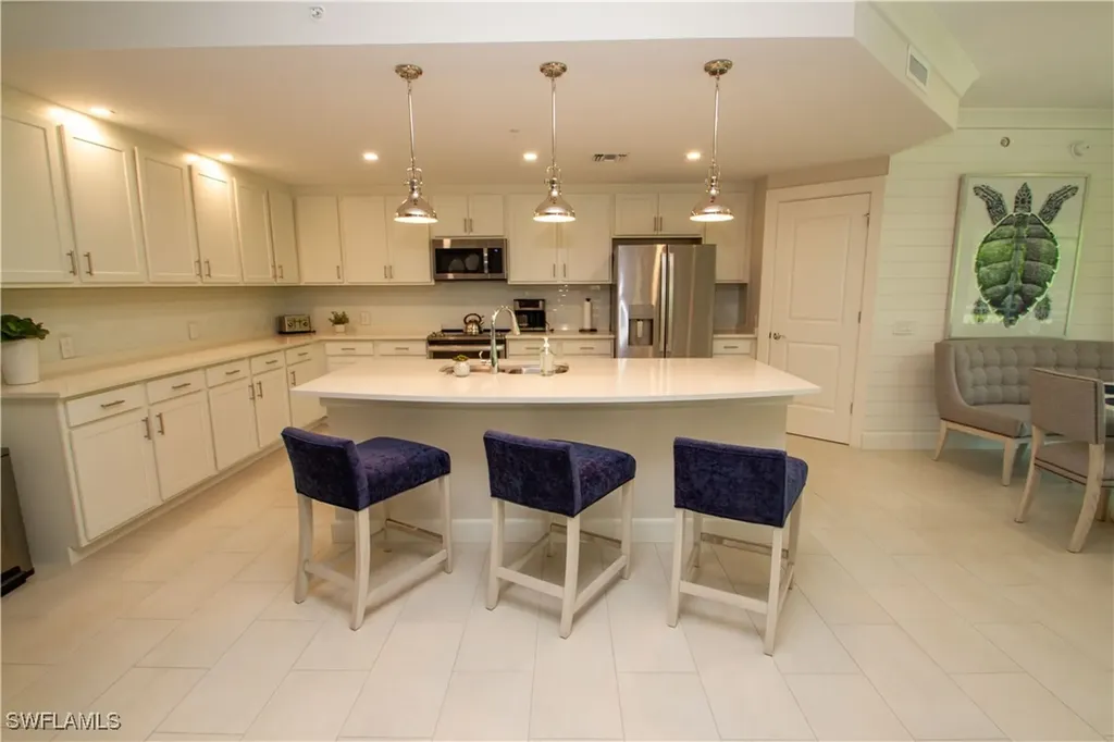 172 Indies Drive E Naples FL 34114