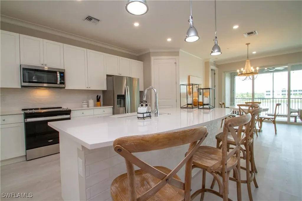 251 Indies Drive E Naples FL 34114