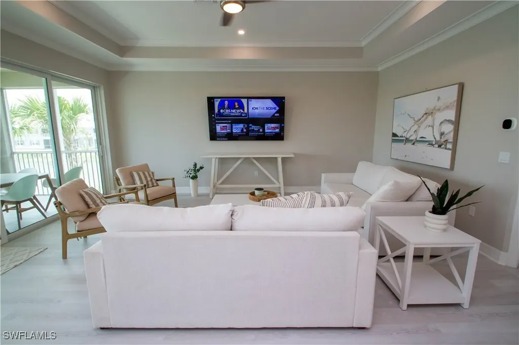 251 Indies Drive E Naples FL 34114
