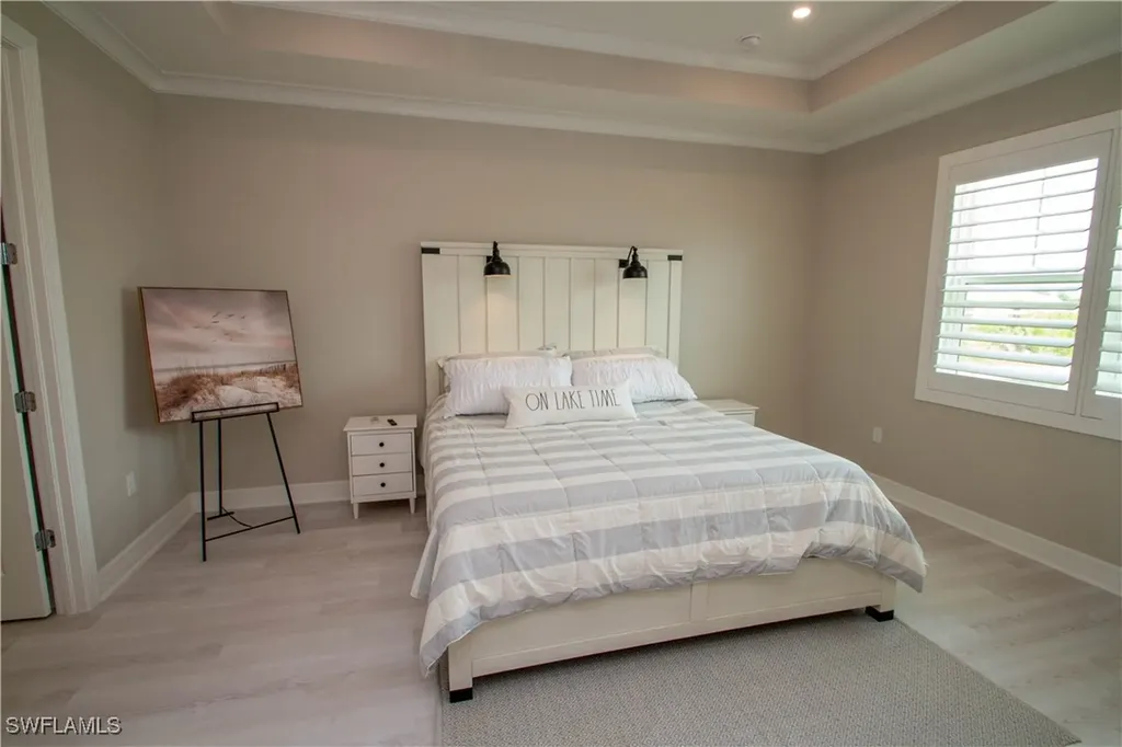 251 Indies Drive E Naples FL 34114