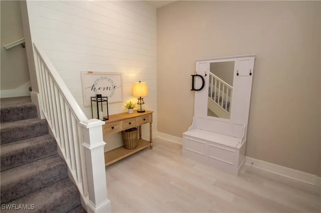 251 Indies Drive E Naples FL 34114