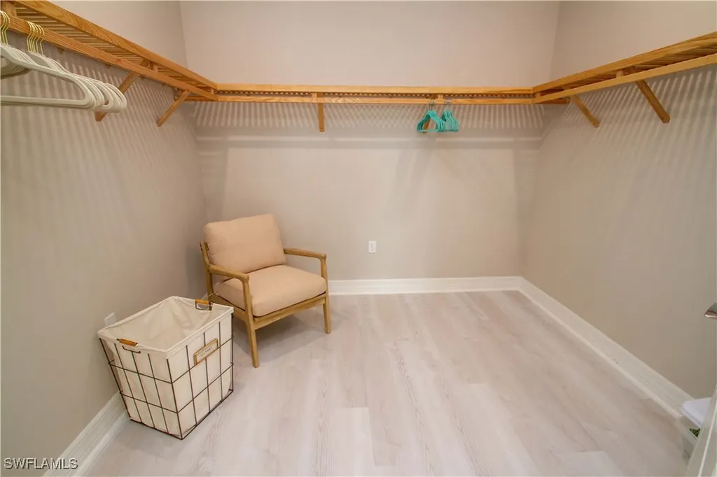 251 Indies Drive E Naples FL 34114
