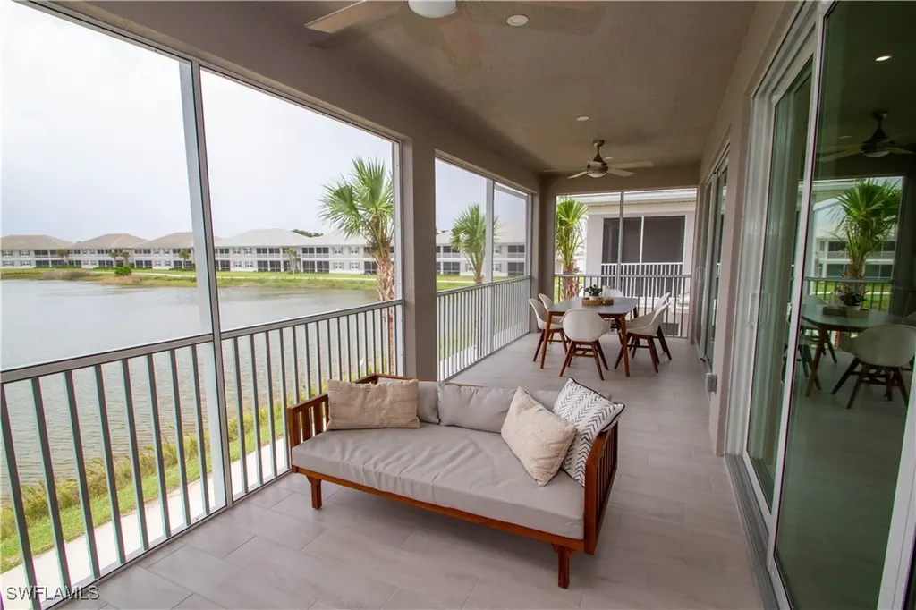 251 Indies Drive E Naples FL 34114