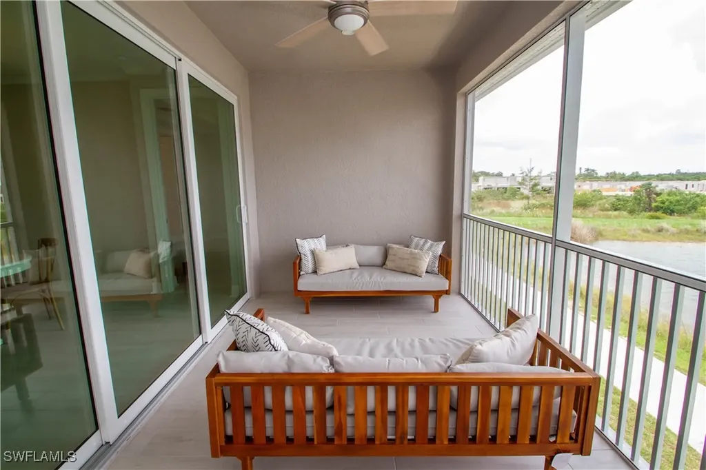 251 Indies Drive E Naples FL 34114