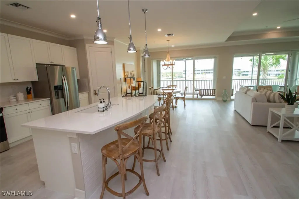 251 Indies Drive E Naples FL 34114