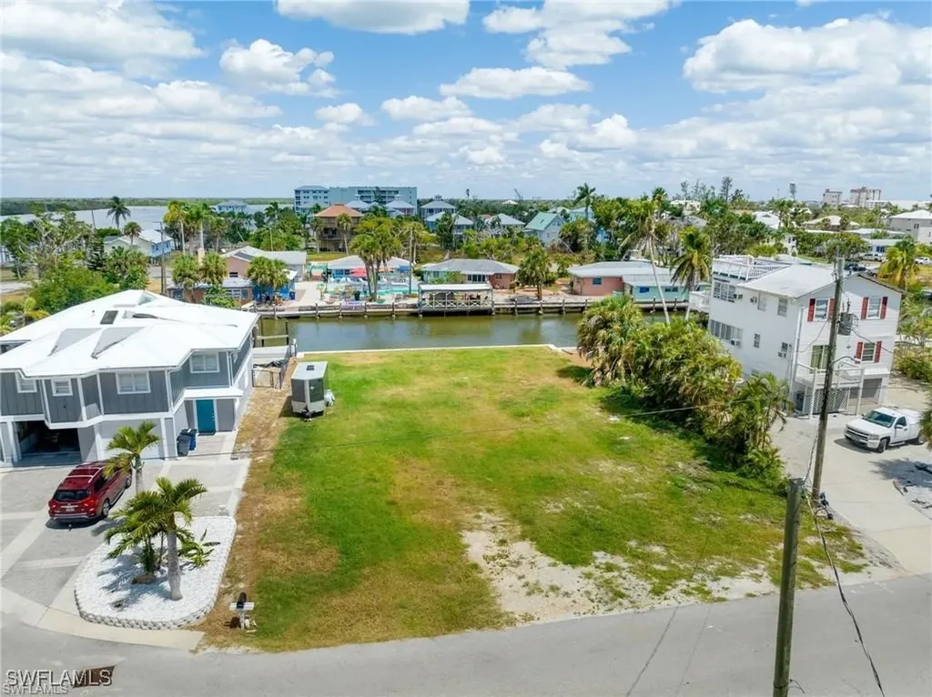 290 Ohio Avenue Fort Myers Beach FL 33931