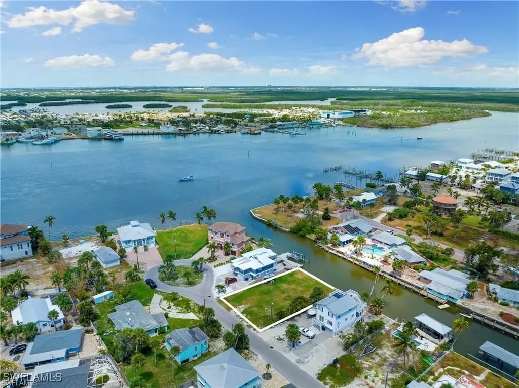 290 Ohio Avenue Fort Myers Beach FL 33931