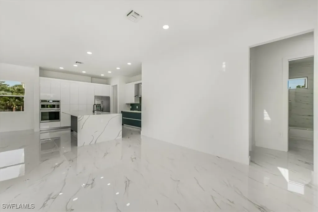 2941 37th Avenue NE Naples FL 34120