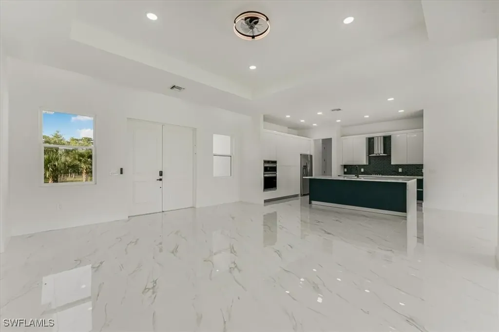 2941 37th Avenue NE Naples FL 34120
