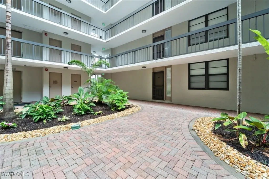 601 Seaview Court Marco Island FL 34145