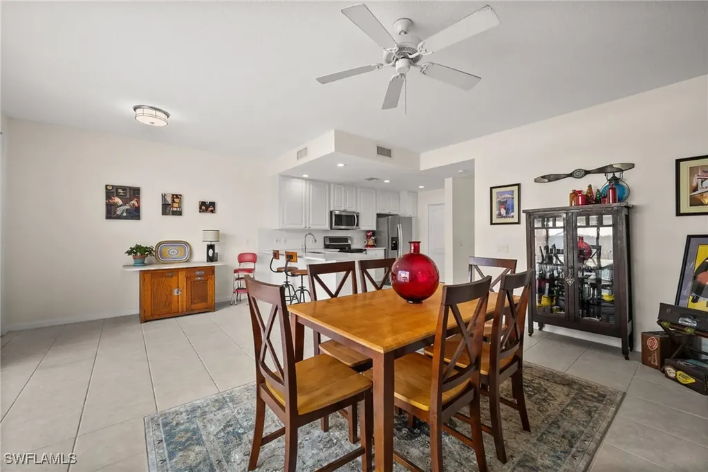 6072 Towncenter Circle Naples FL 34119