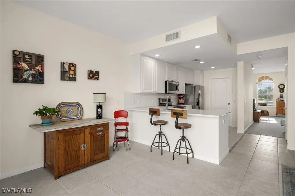 6072 Towncenter Circle Naples FL 34119