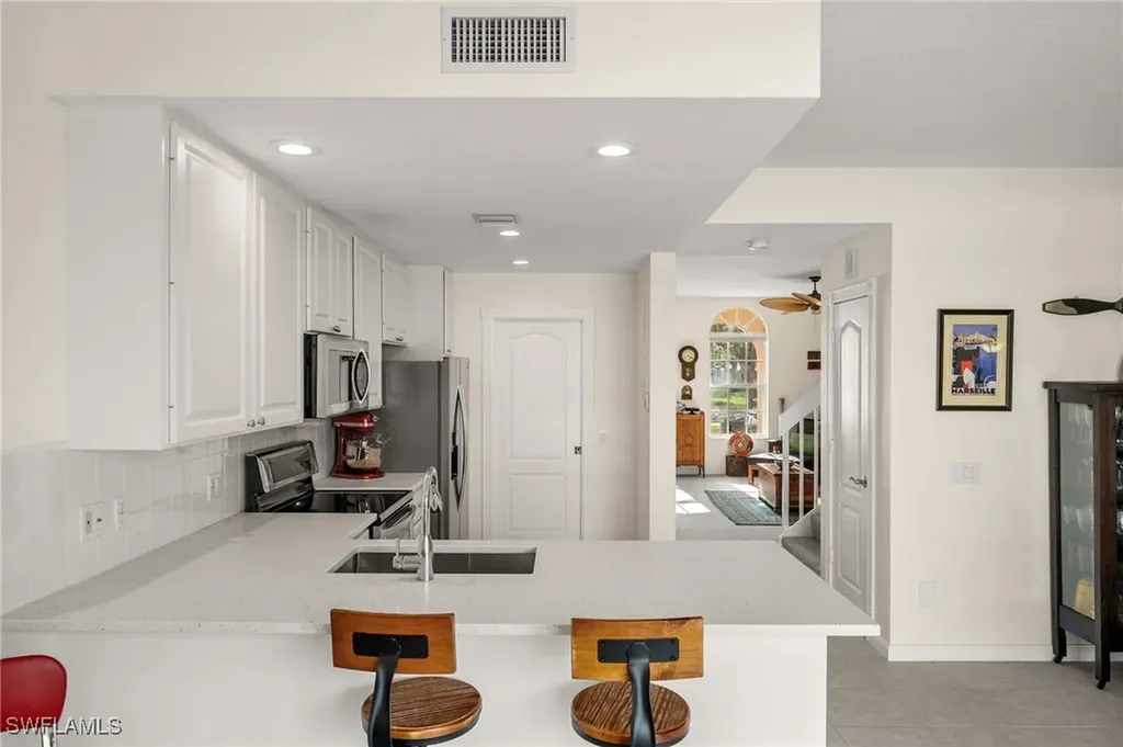 6072 Towncenter Circle Naples FL 34119