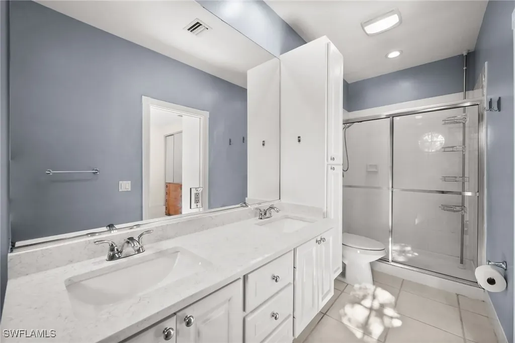 6072 Towncenter Circle Naples FL 34119