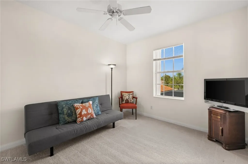 6072 Towncenter Circle Naples FL 34119