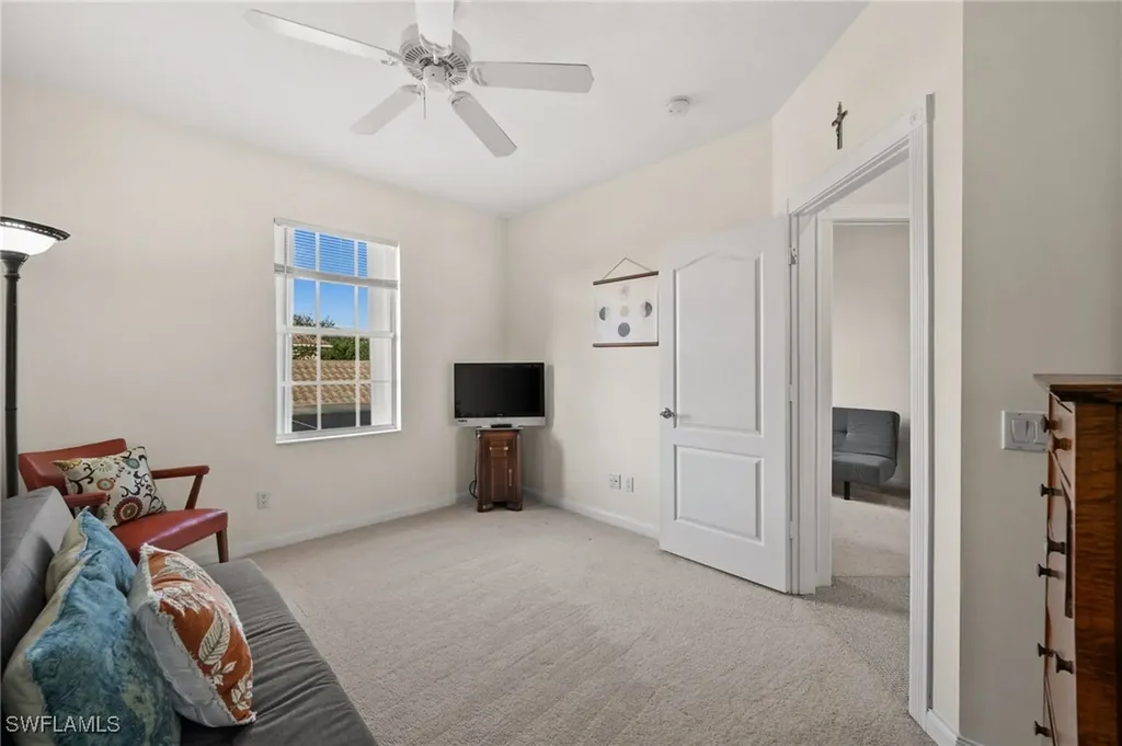 6072 Towncenter Circle Naples FL 34119