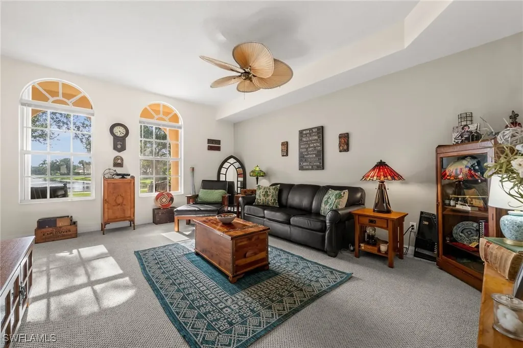 6072 Towncenter Circle Naples FL 34119