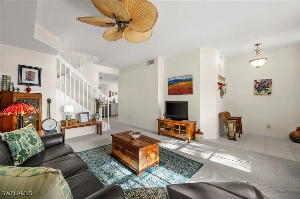 6072 Towncenter Circle Naples FL 34119