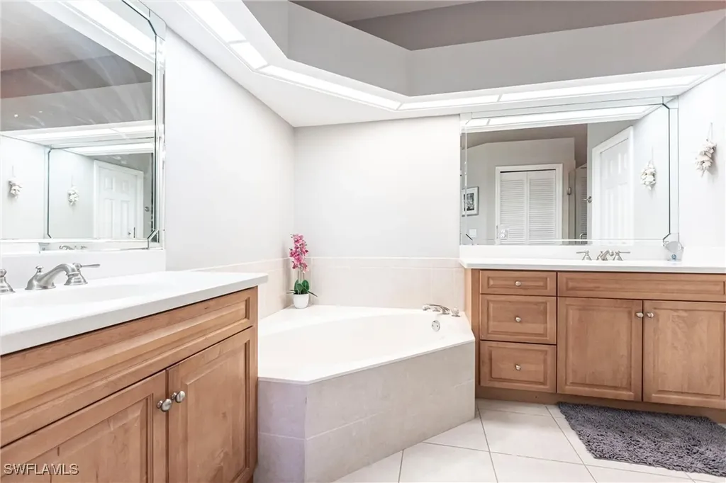 11384 Quail Village Way Naples FL 34119