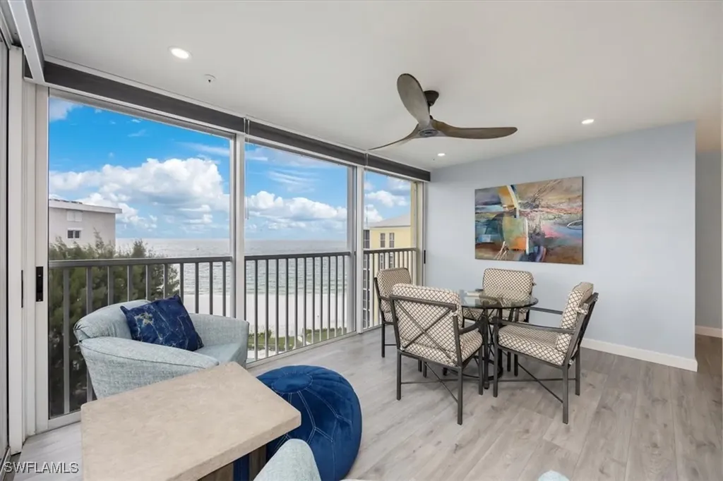 3483 Gulf Shore Boulevard N Naples FL 34103