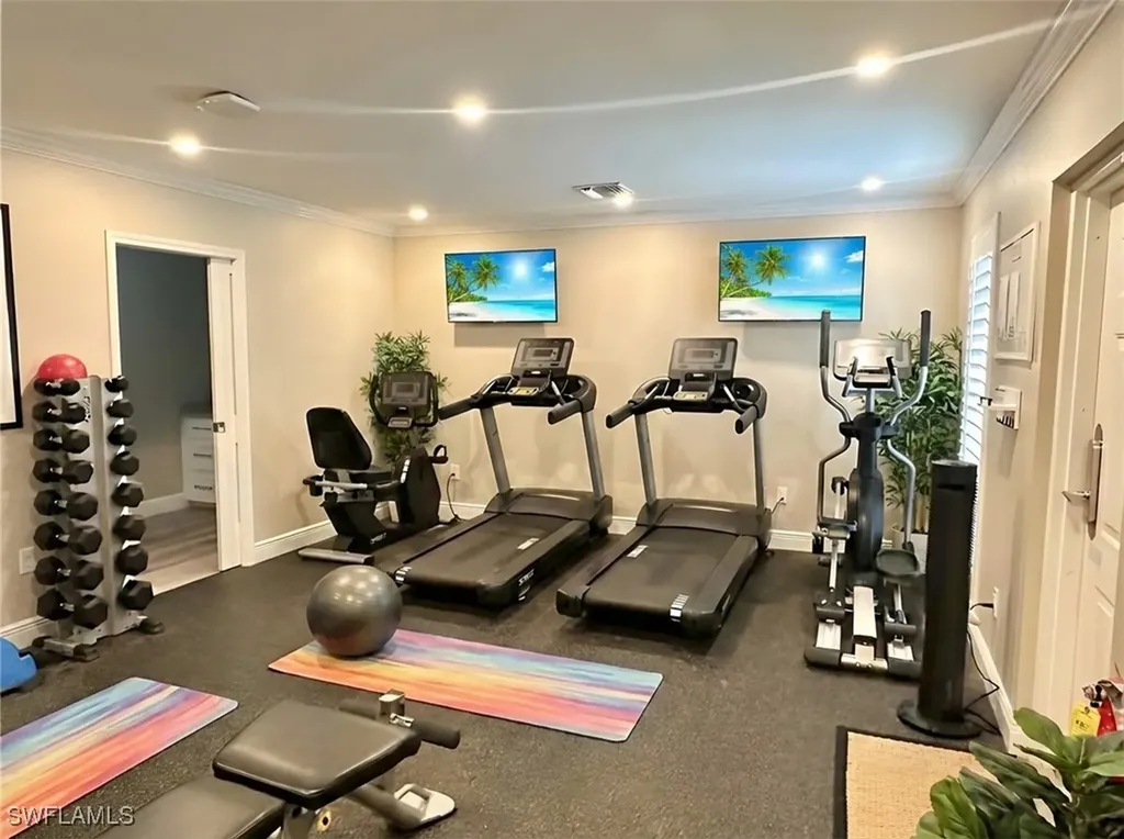 3483 Gulf Shore Boulevard N Naples FL 34103