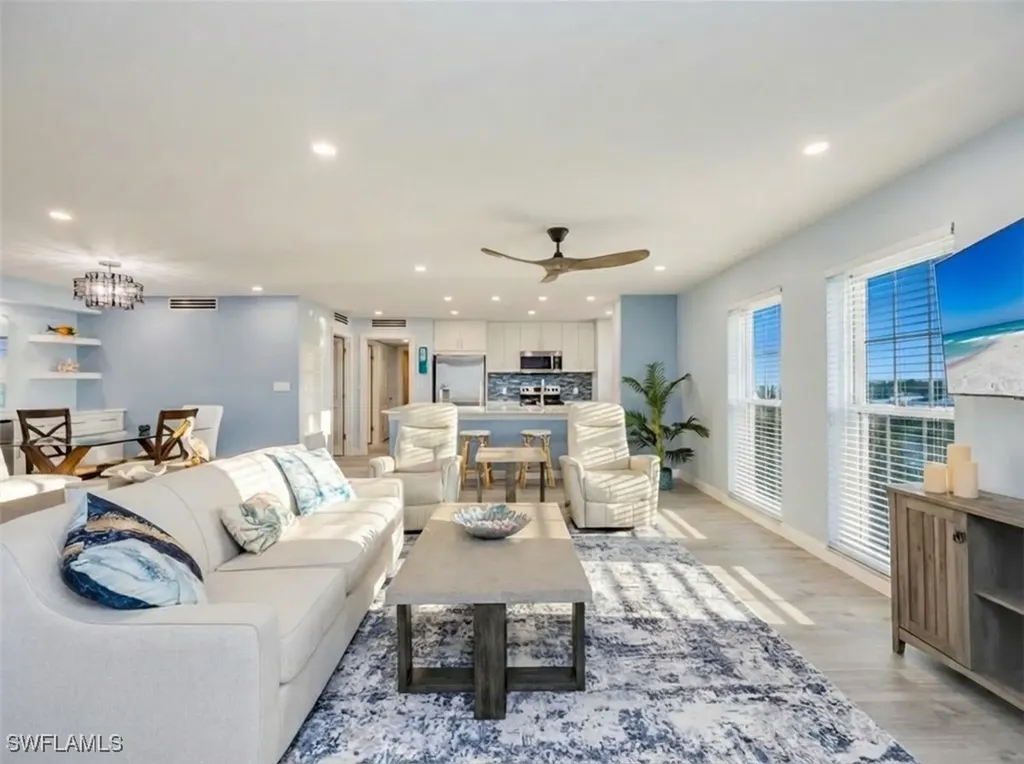 3483 Gulf Shore Boulevard N Naples FL 34103